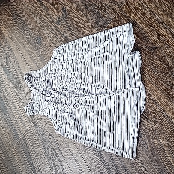 Lululemon All Tied Up Tank Cut Back Stripe White Black - Picture 6 of 7